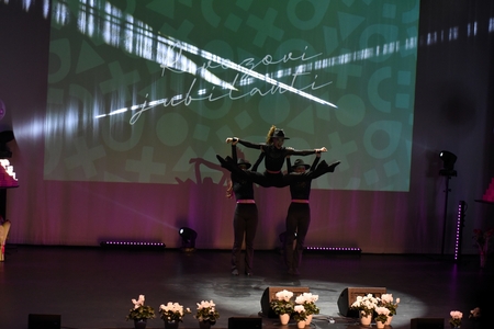 Revozovi jubilanti 13